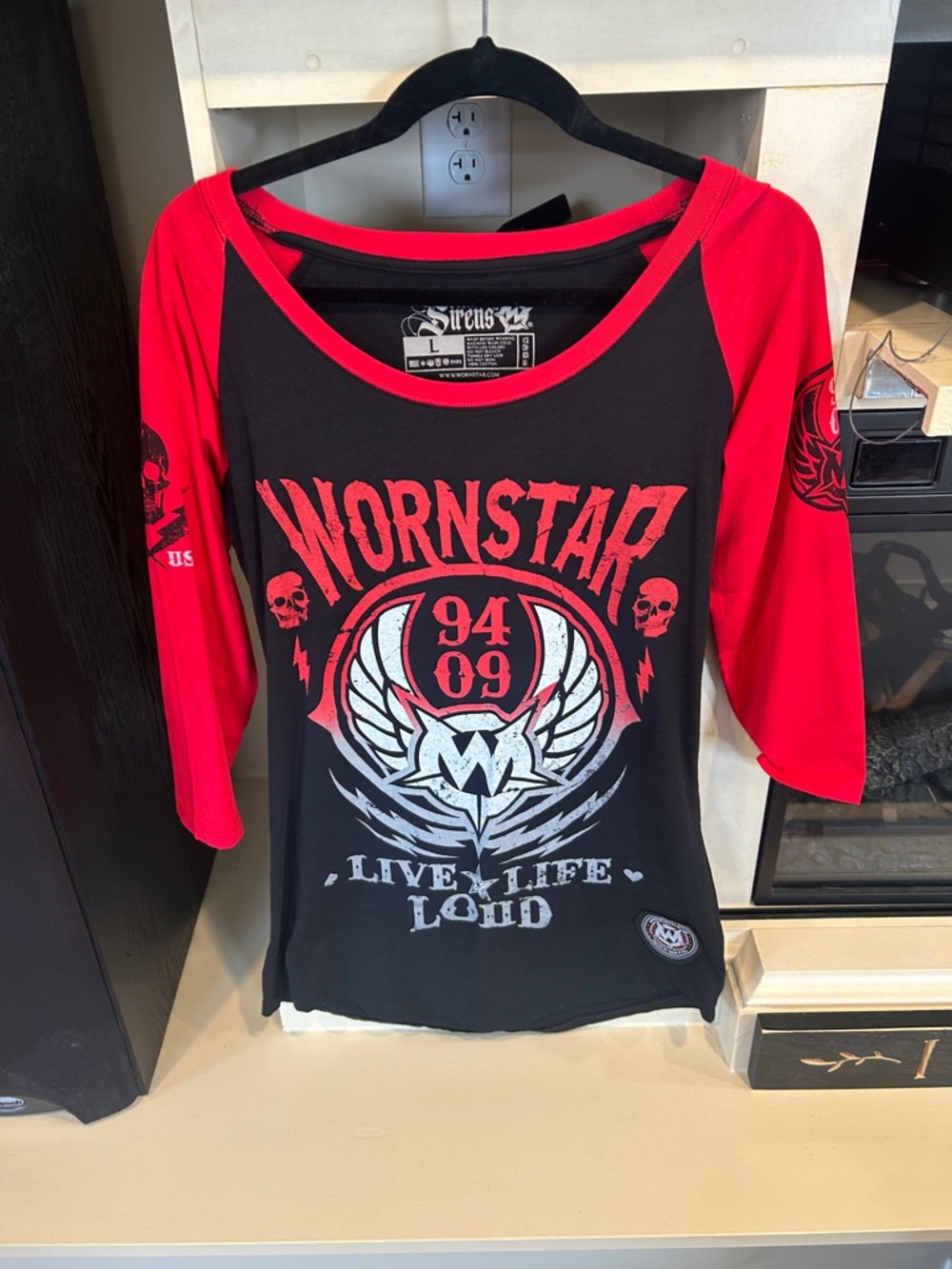 Wornstar Women's Black and Red Raglan Graphic Tee